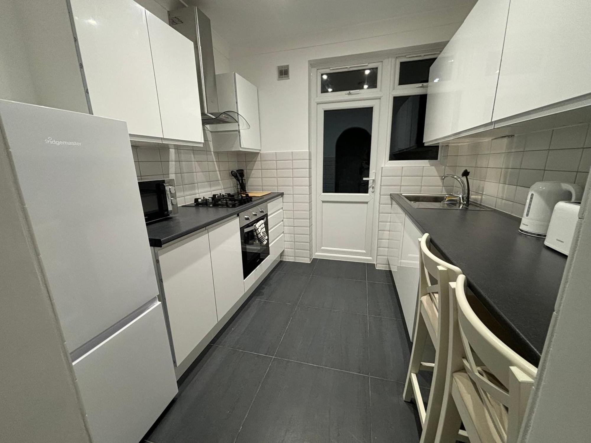 Flat In Apartamento *